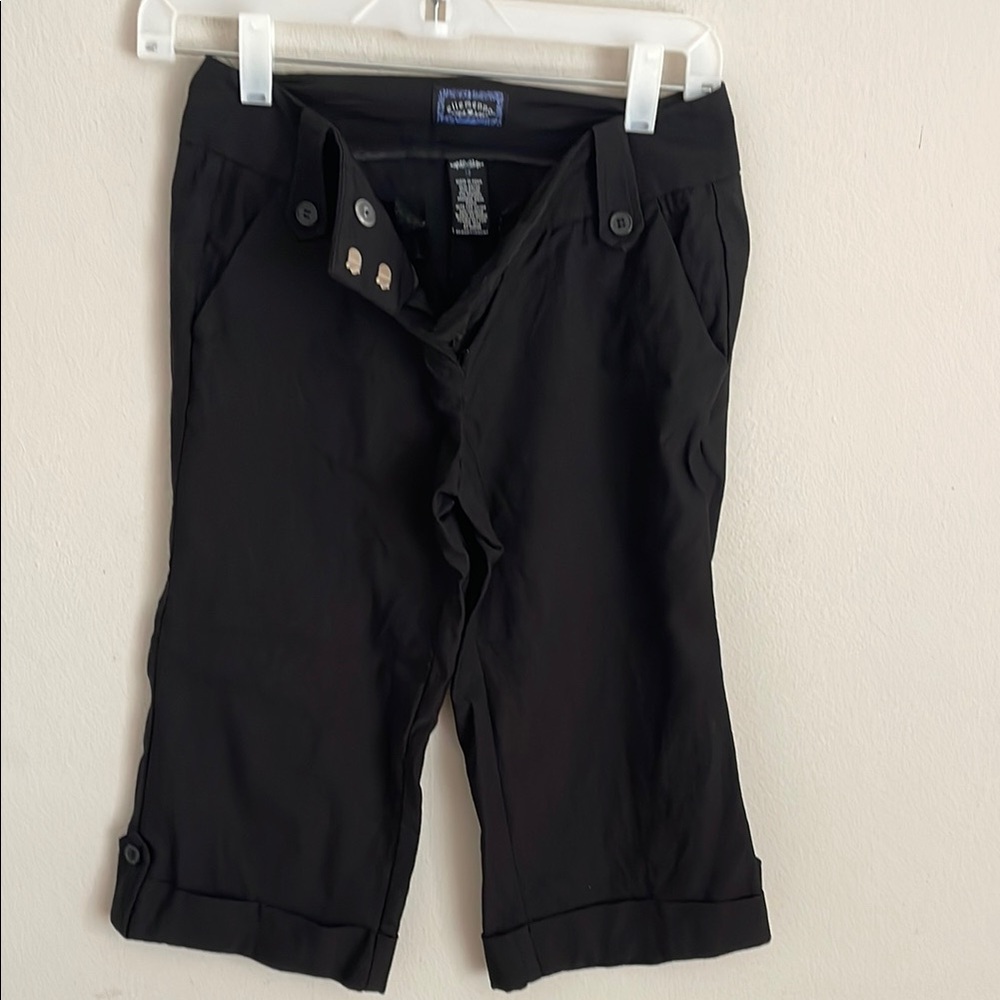 Ellemenno Capris  3